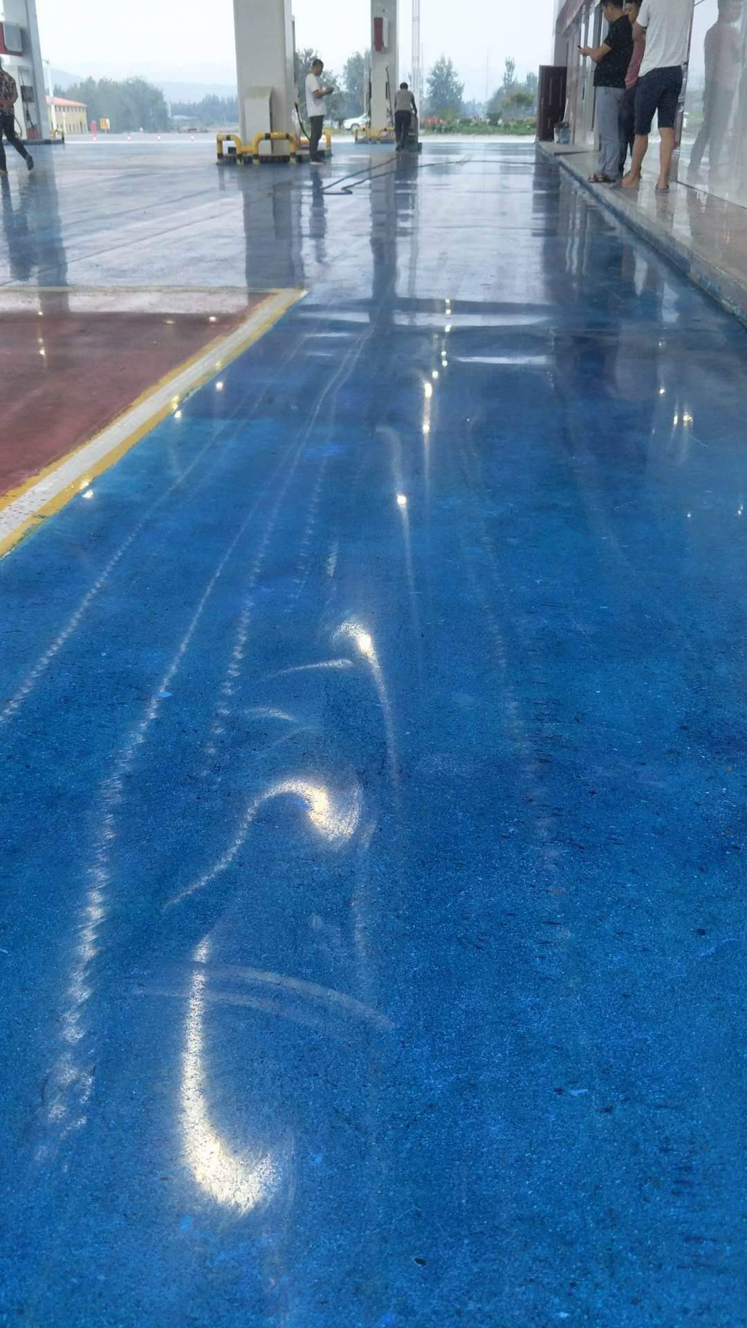 藍(lán)色染色地坪